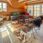 Three-bedroom With A Fireplace In Casa vacanze Ringkøbing