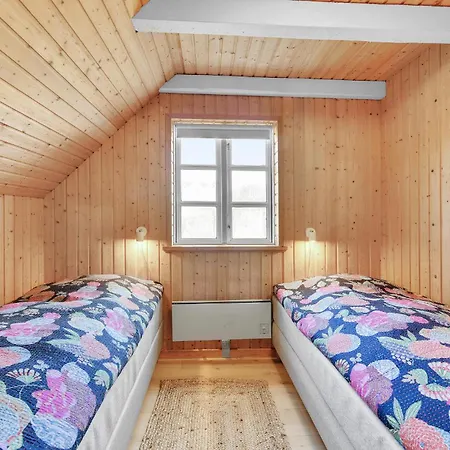 펜션 Three-bedroom With A Fireplace In Ringkobing