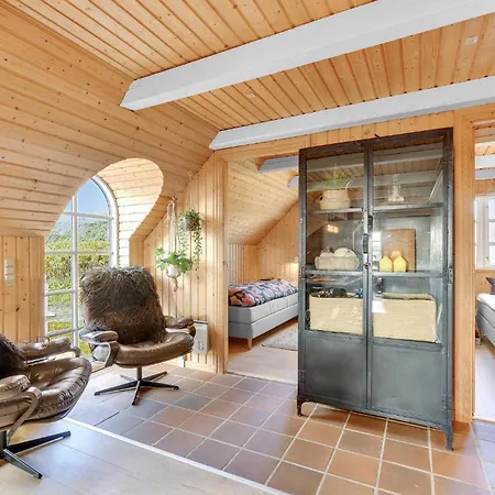 Three-bedroom With A Fireplace In Ringkobing 링쾨빙