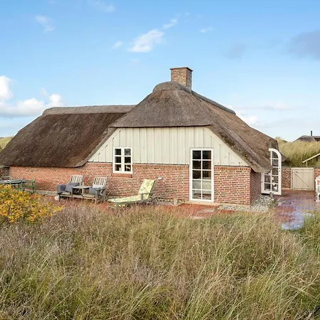 Three-bedroom With A Fireplace In Ringkobing Nyaraló *